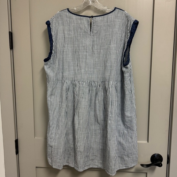 Savannah‎ Jane Floral Embroidered Blue Striped Sleeveless V-Neck Tunic Dress 2X - Picture 5 of 10